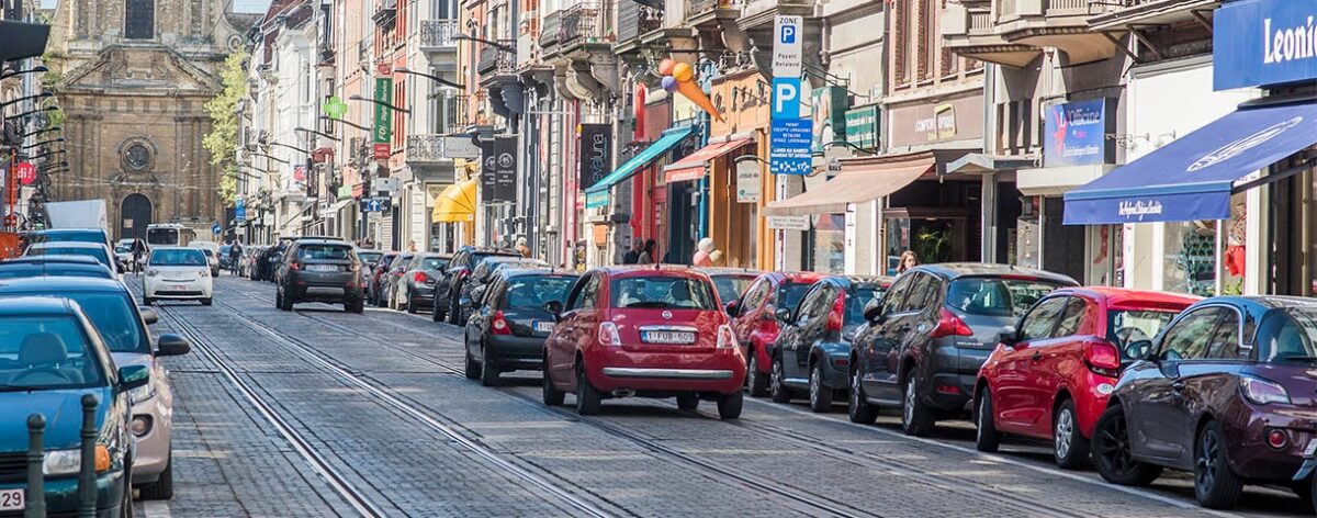 The objective of this study conducted by hub.brussels and Perspectives is to analyze the planning permits granted in 2019 to shops and hotels in Brussels.